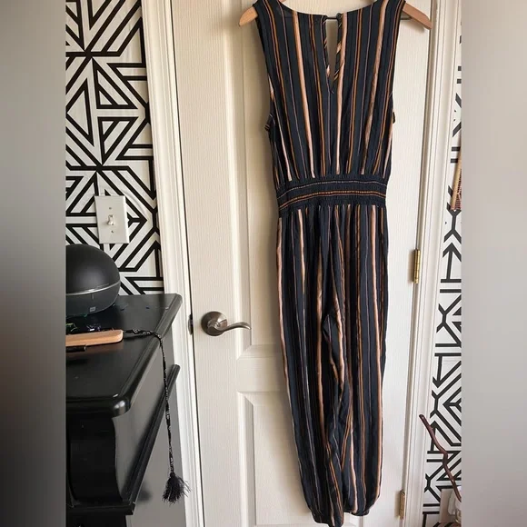 5/$25🌸 love to be spoiled jumpsuit size L - Picture 2 of 3
